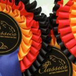 Siegerschleifen der Bergisch Classics am Hebborner Hof