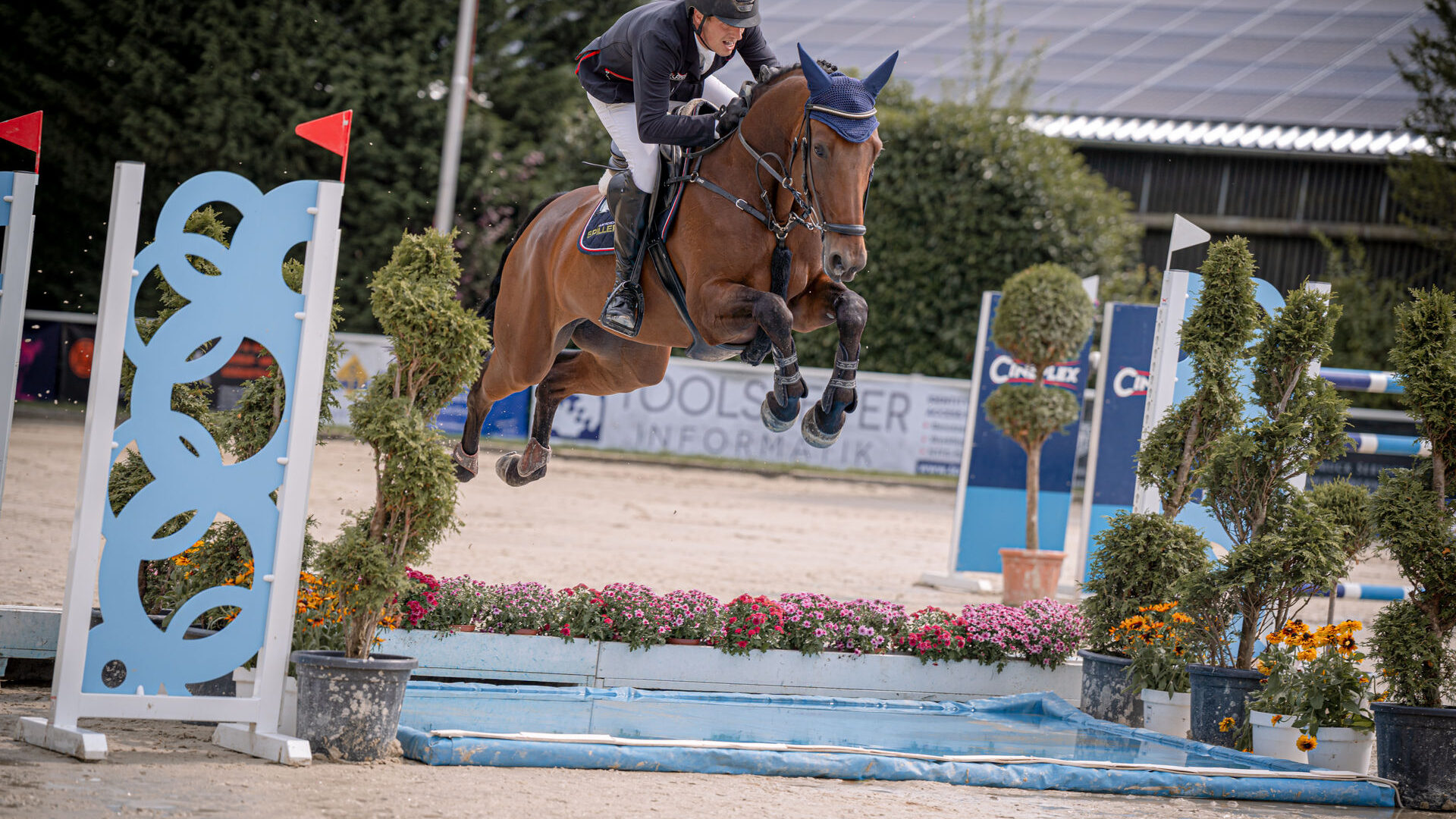 Reitanlage Hebborner Hof in Bergisch Gladbach – professionelle Aufnahme 2024